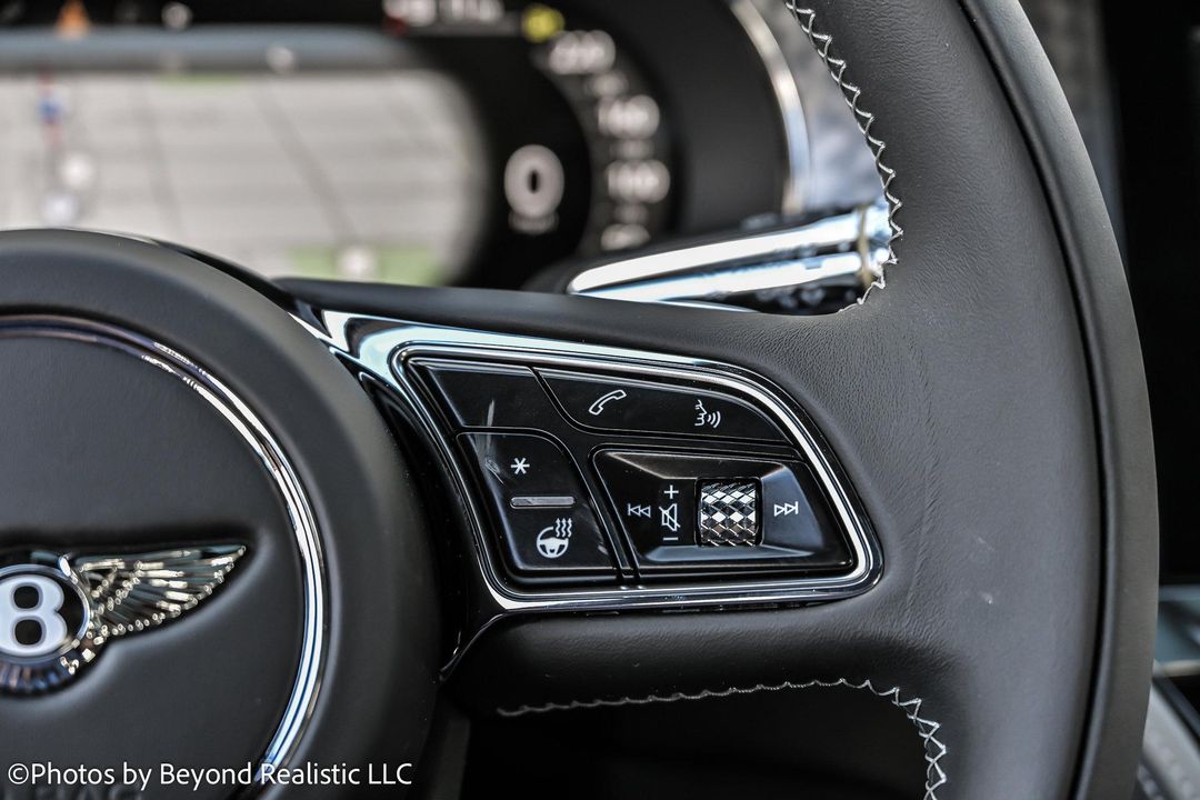 2025 Bentley Flying Spur