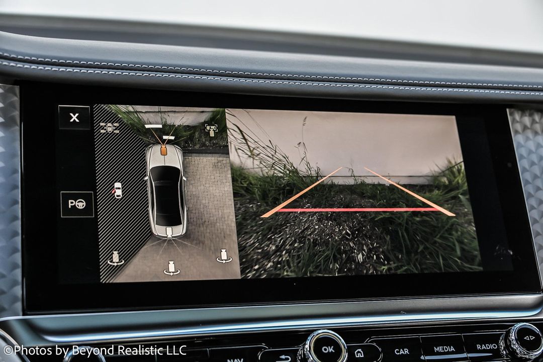 2025 Bentley Flying Spur