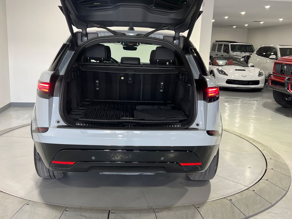 2024 Land Rover Range Rover Velar P250 SE DYNAMIC AWD