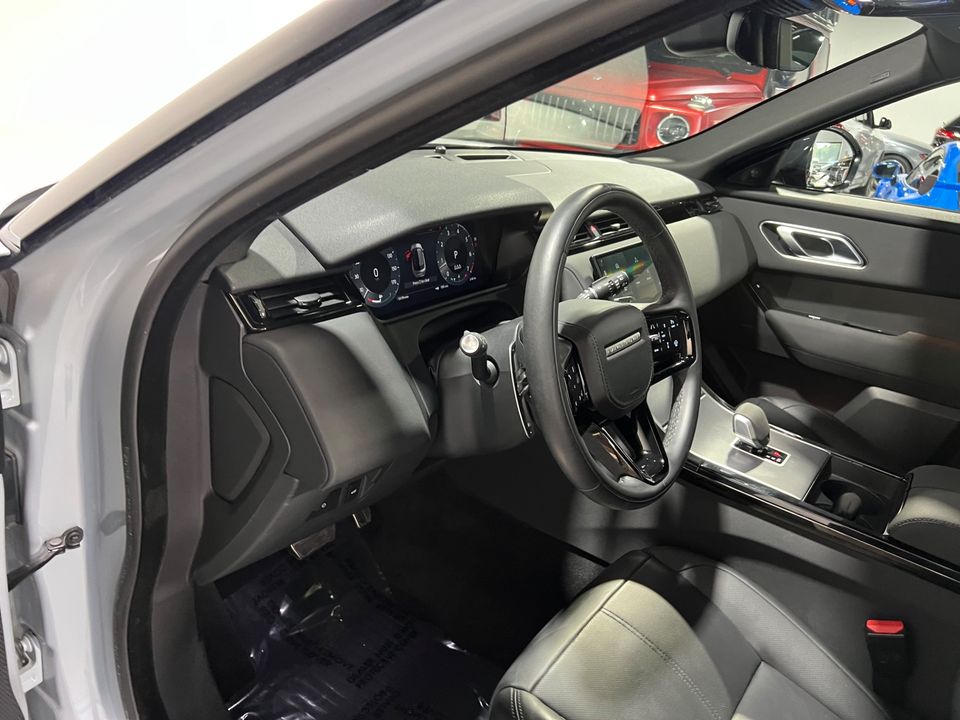 2024 Land Rover Range Rover Velar P250 SE DYNAMIC AWD