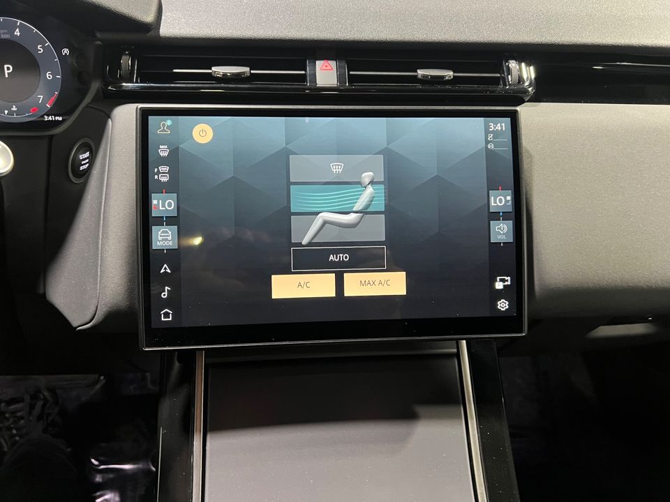 2024 Land Rover Range Rover Velar P250 SE DYNAMIC AWD