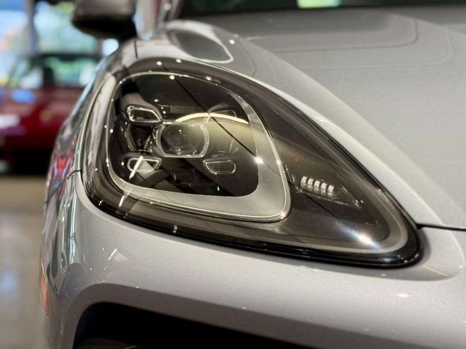 2019 Porsche Cayenne S