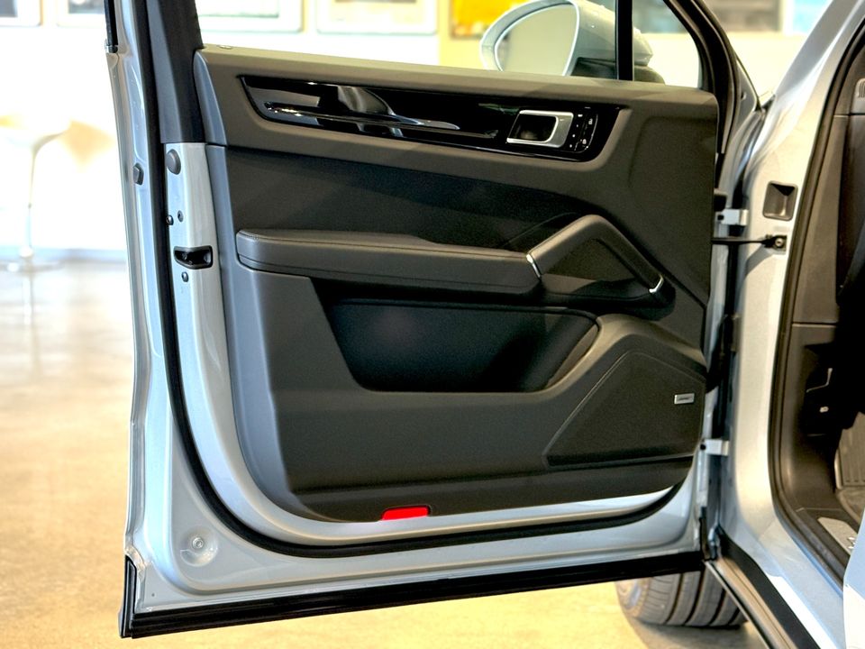 2019 Porsche Cayenne S