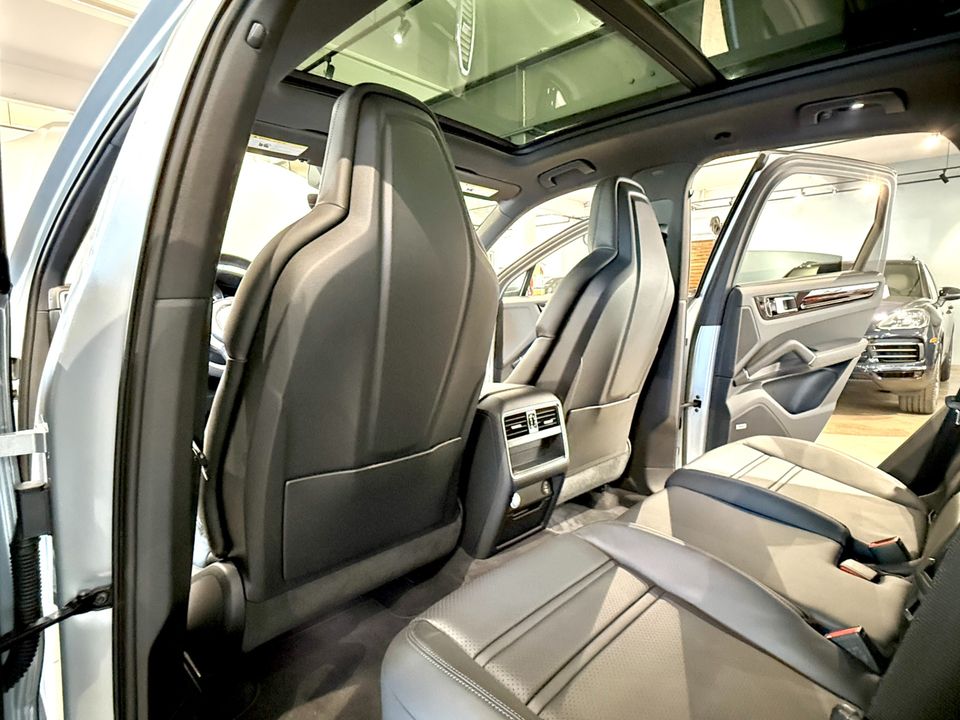 2019 Porsche Cayenne S