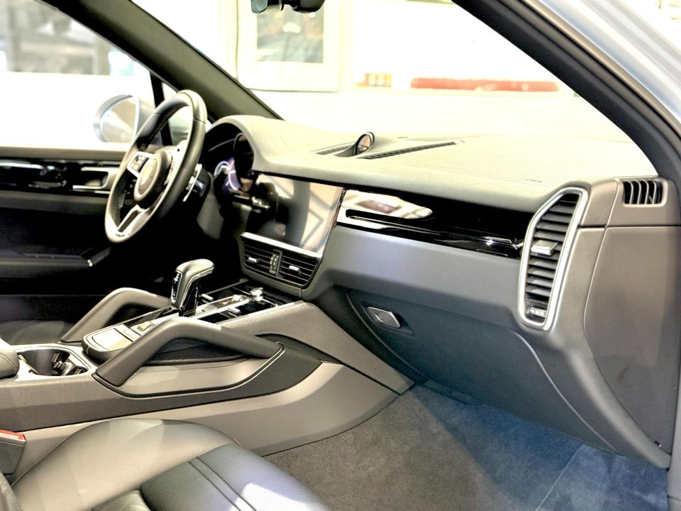 2019 Porsche Cayenne S