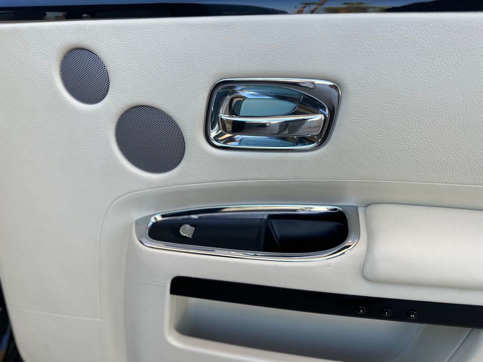 2011 Rolls-Royce Ghost
