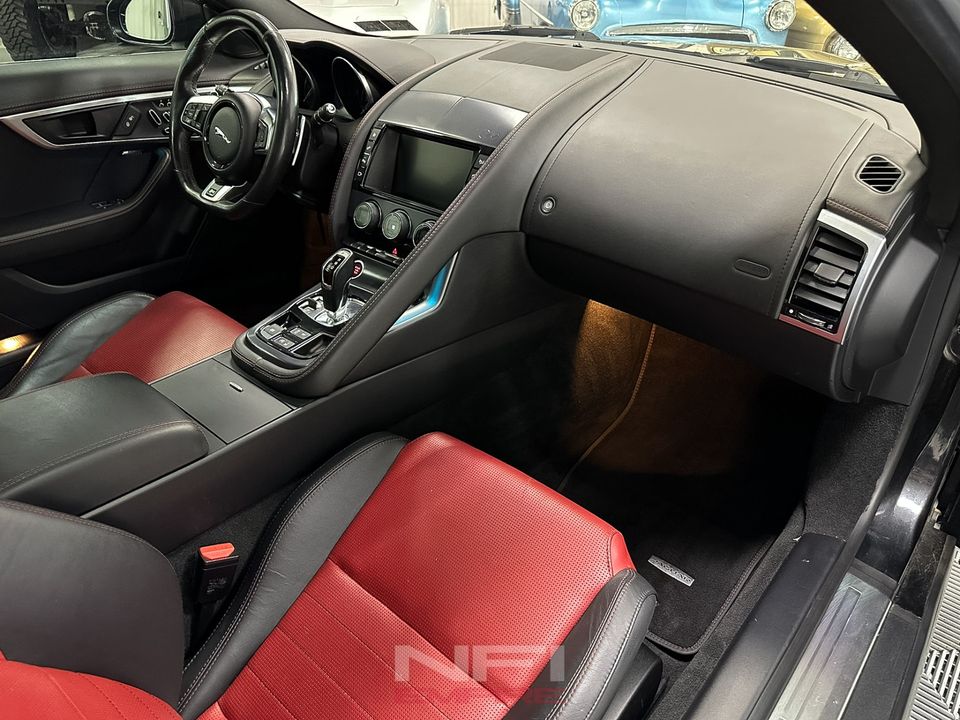 2018 Jaguar F-TYPE
