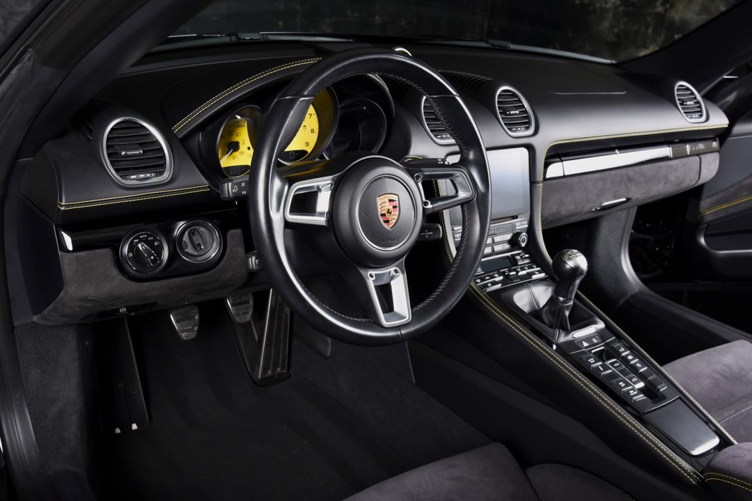2020 Porsche 718 Boxster