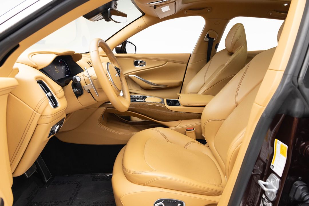 2021 Aston Martin DBX