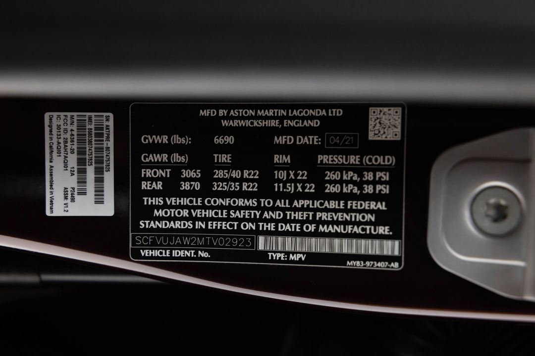 2021 Aston Martin DBX