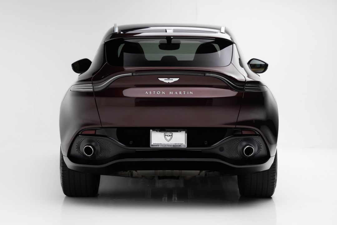 2021 Aston Martin DBX