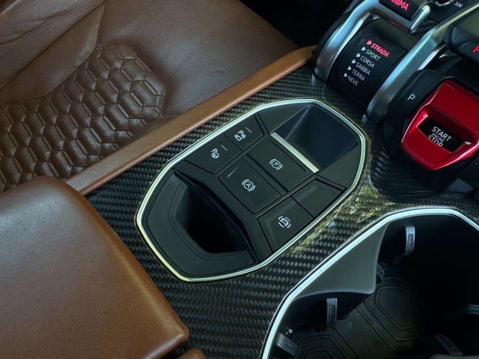 2021 Lamborghini Urus