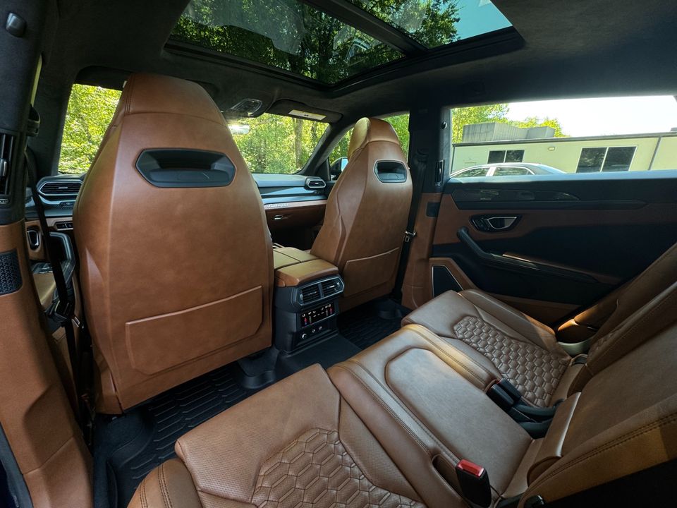 2021 Lamborghini Urus
