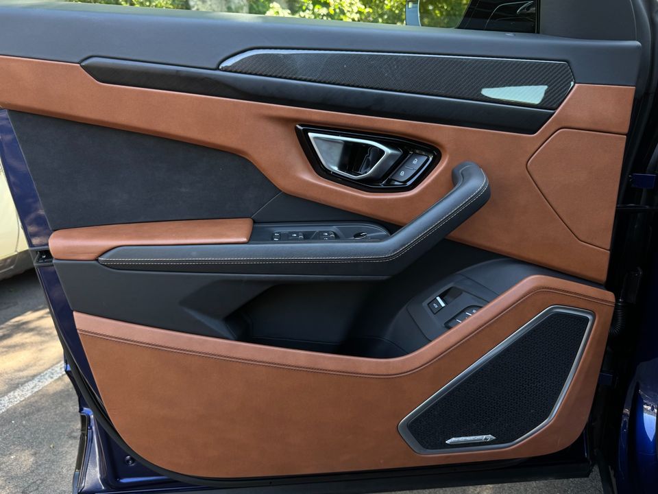 2021 Lamborghini Urus