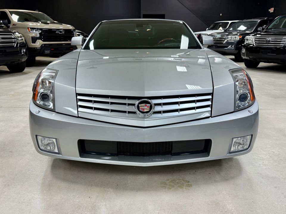 2006 Cadillac XLR very clean