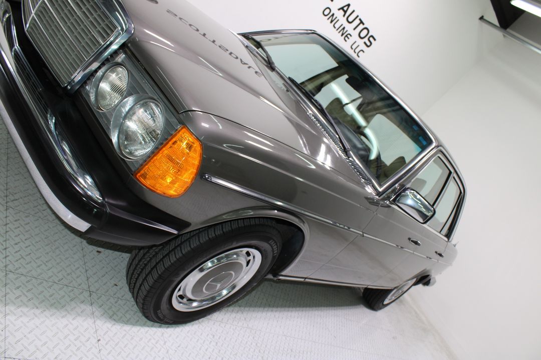 1978 Mercedes-Benz 300D