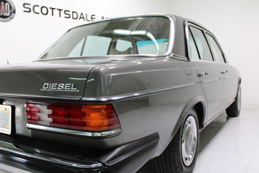 1978 Mercedes-Benz 300D