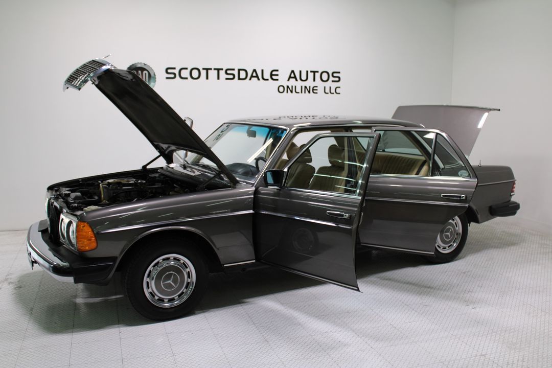 1978 Mercedes-Benz 300D