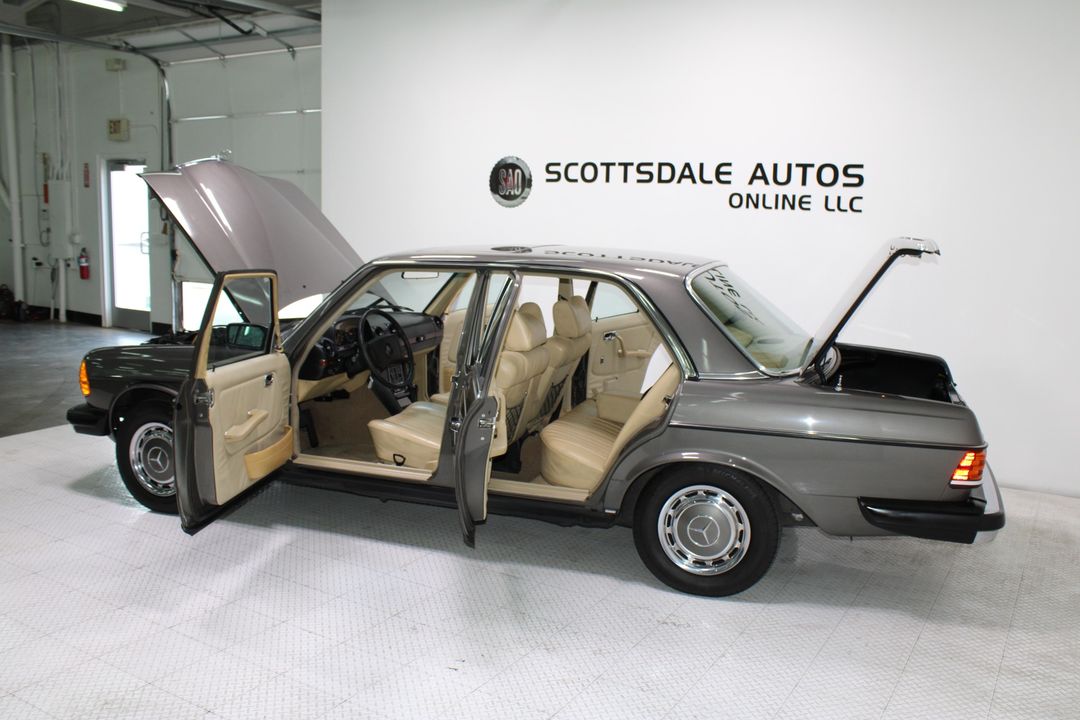 1978 Mercedes-Benz 300D