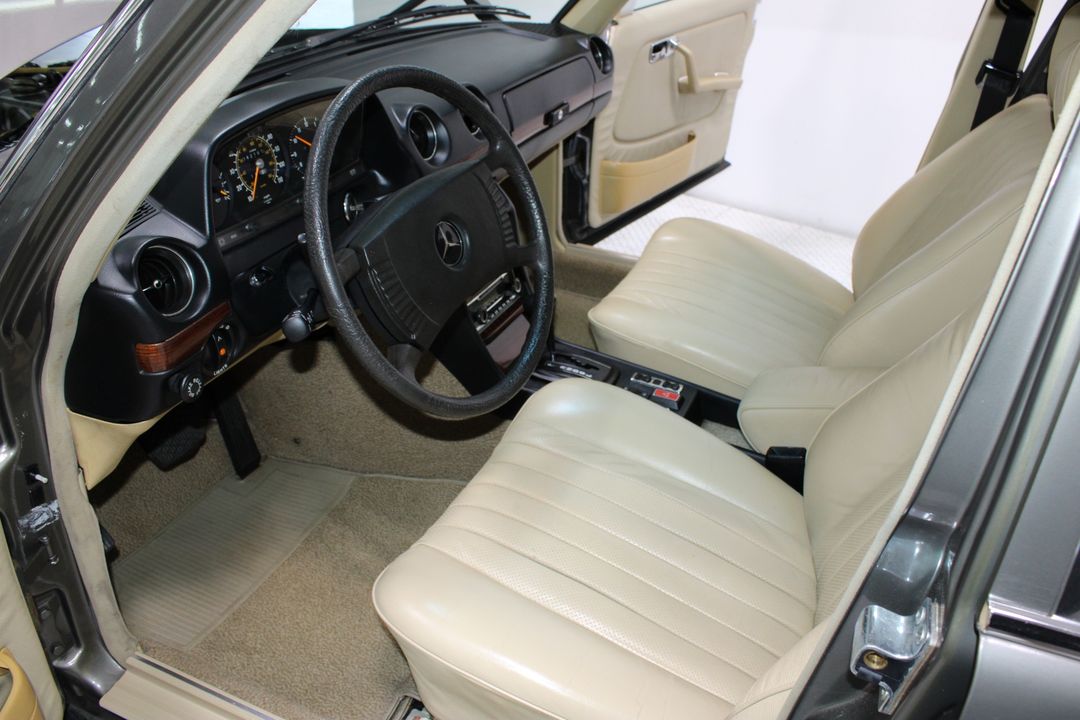 1978 Mercedes-Benz 300D