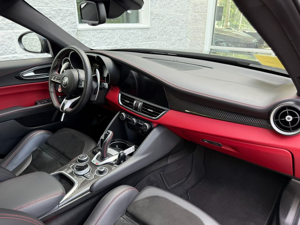 2021 Alfa Romeo Giulia
