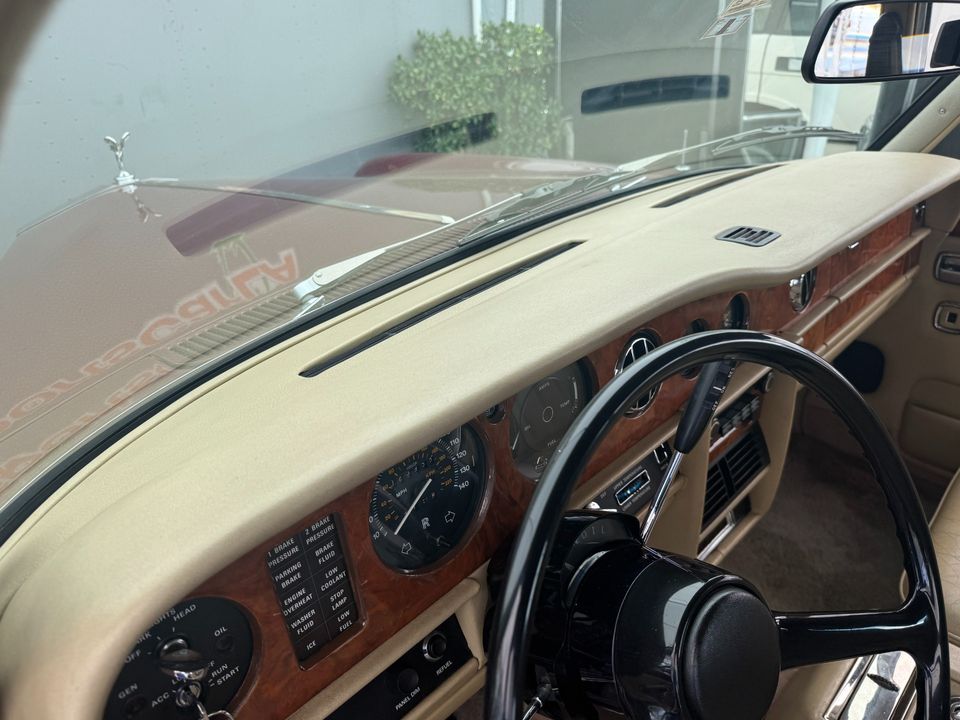 1979 ROLLS ROYCE SILVER WRAITH II