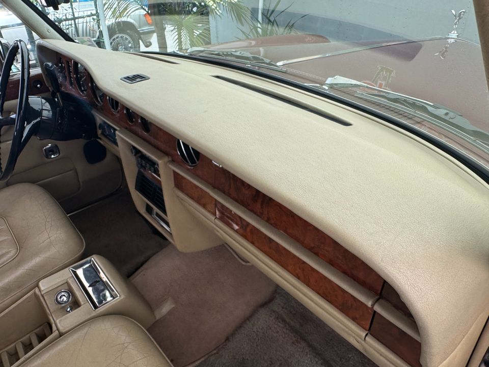 1979 ROLLS ROYCE SILVER WRAITH II