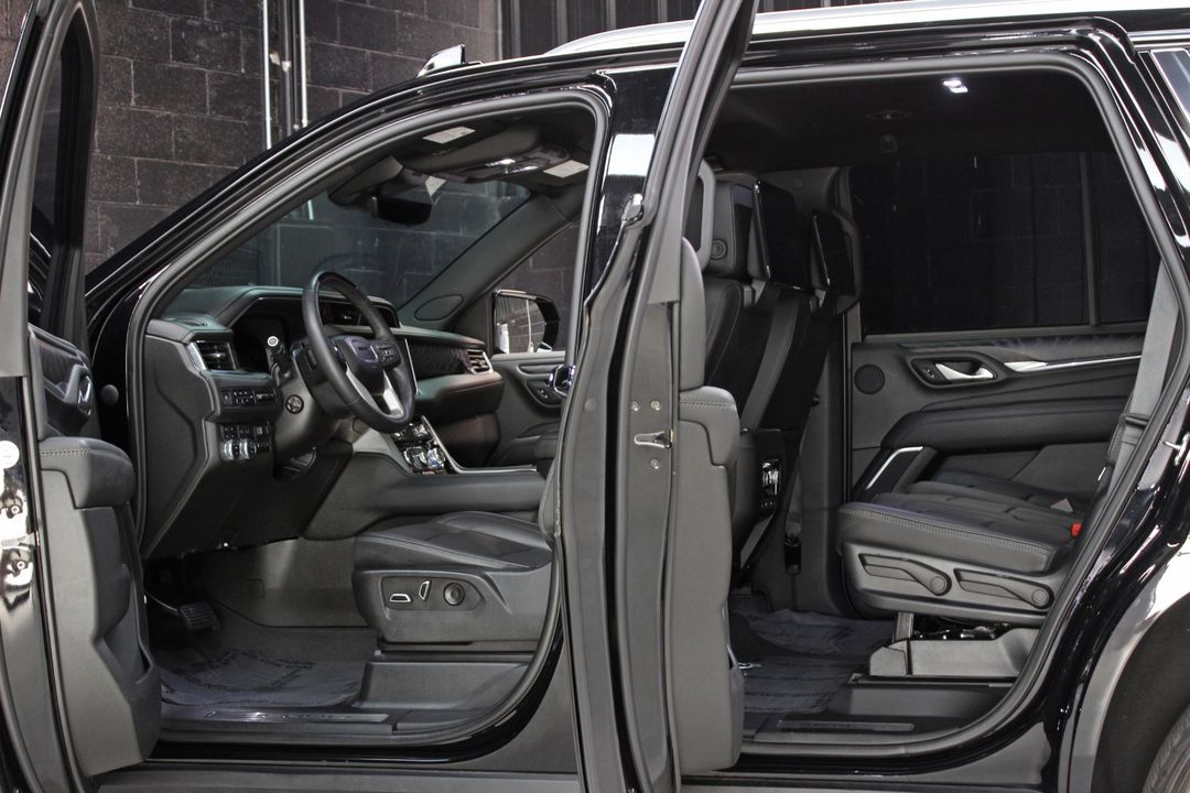 2023 GMC Yukon