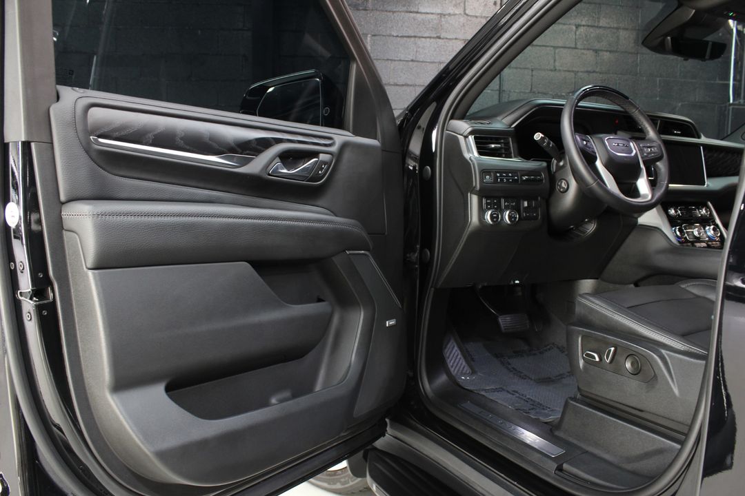 2023 GMC Yukon
