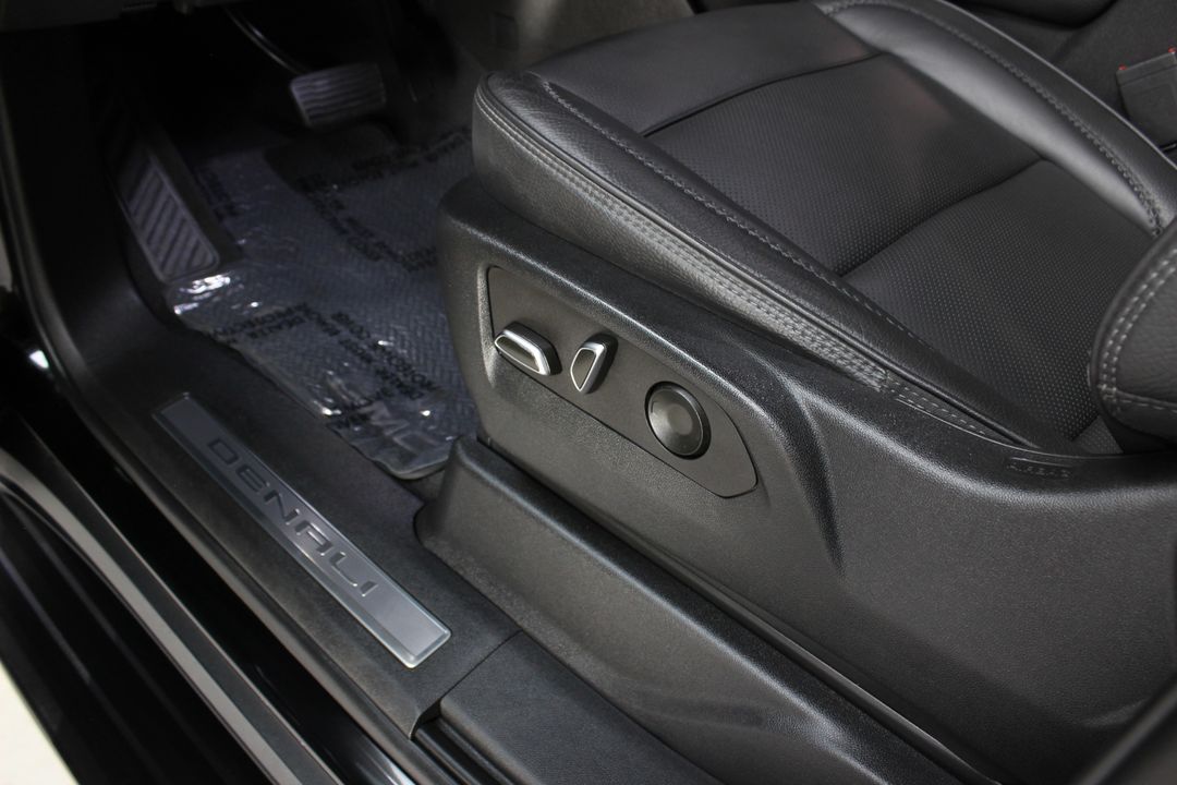 2023 GMC Yukon