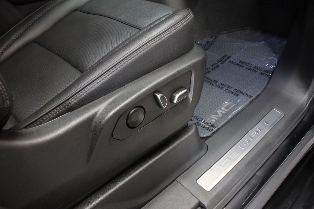 2023 GMC Yukon