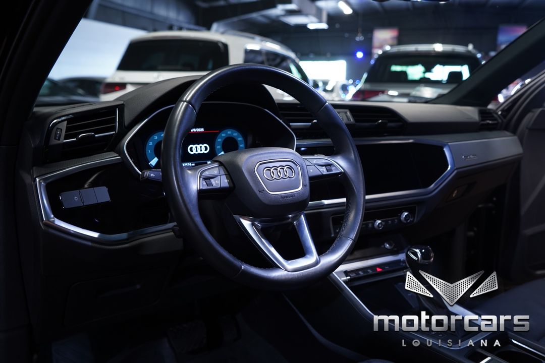 2022 Audi Q3