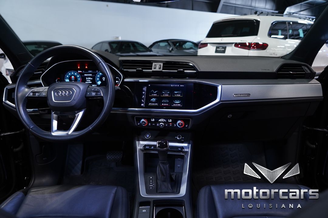 2022 Audi Q3