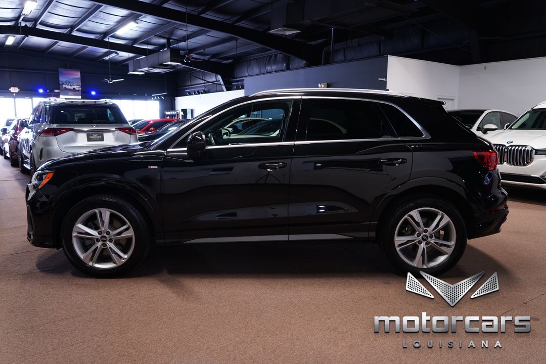 2022 Audi Q3