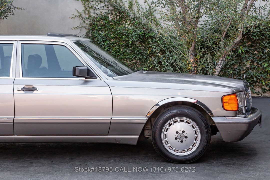 1987 Mercedes-Benz 420SEL