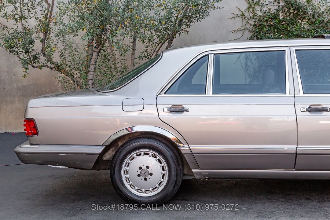 1987 Mercedes-Benz 420SEL