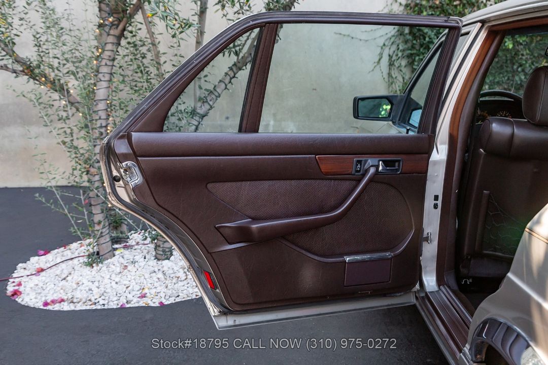 1987 Mercedes-Benz 420SEL