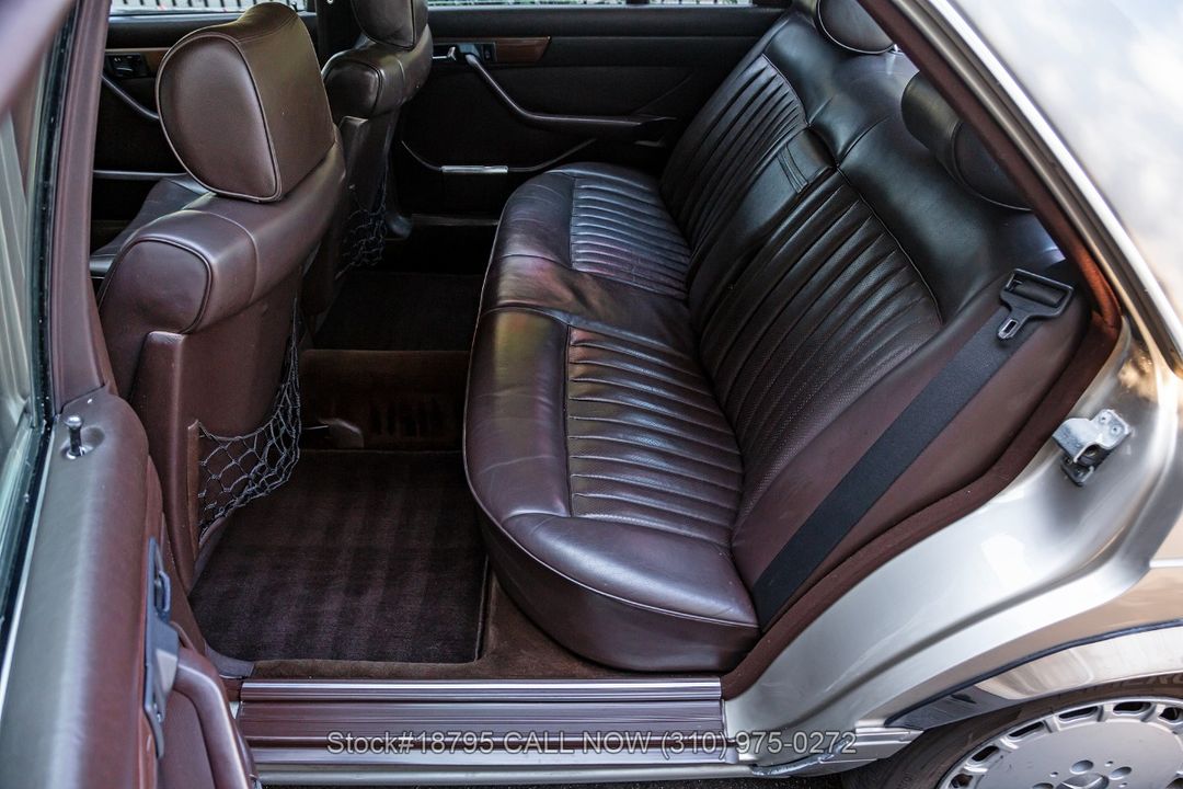 1987 Mercedes-Benz 420SEL