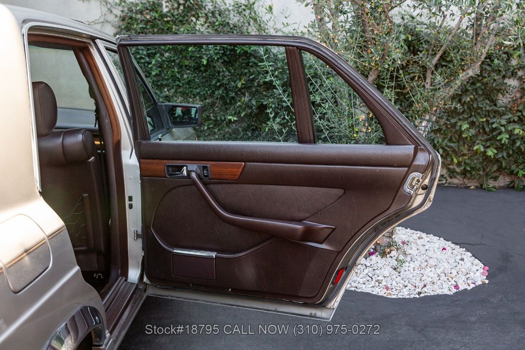 1987 Mercedes-Benz 420SEL