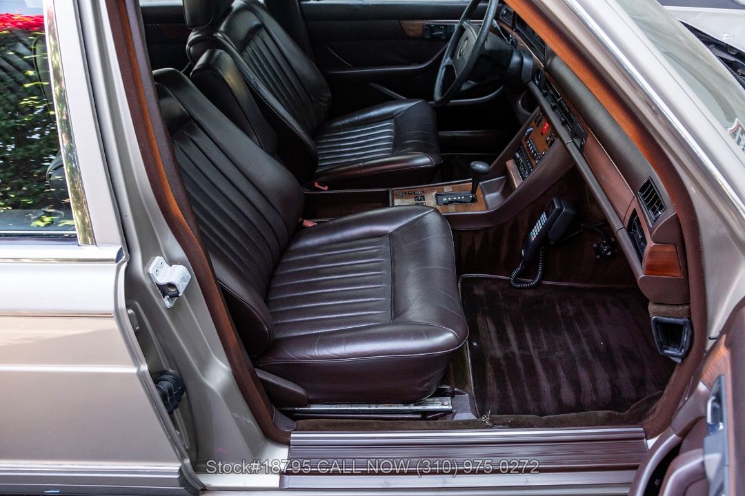 1987 Mercedes-Benz 420SEL