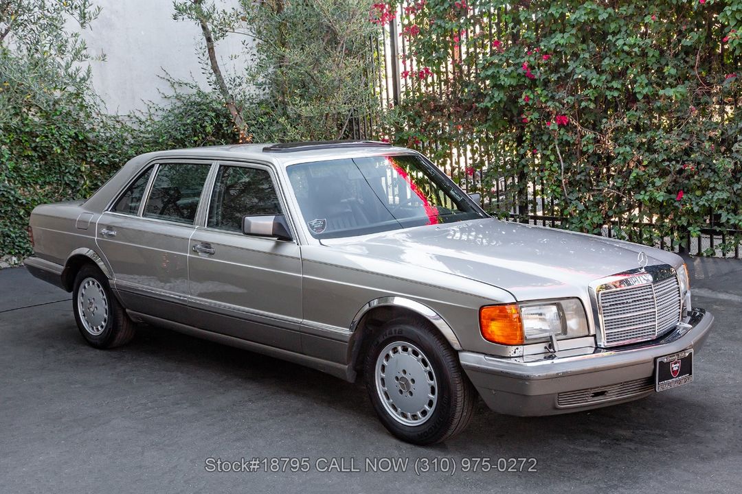 1987 Mercedes-Benz 420SEL