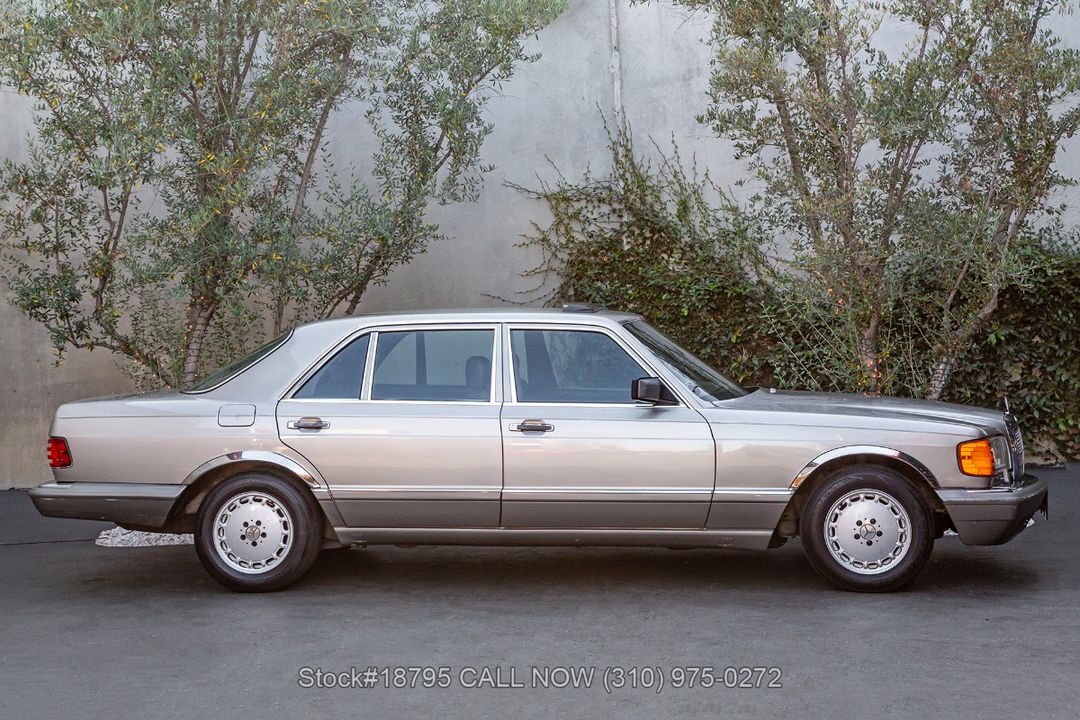 1987 Mercedes-Benz 420SEL