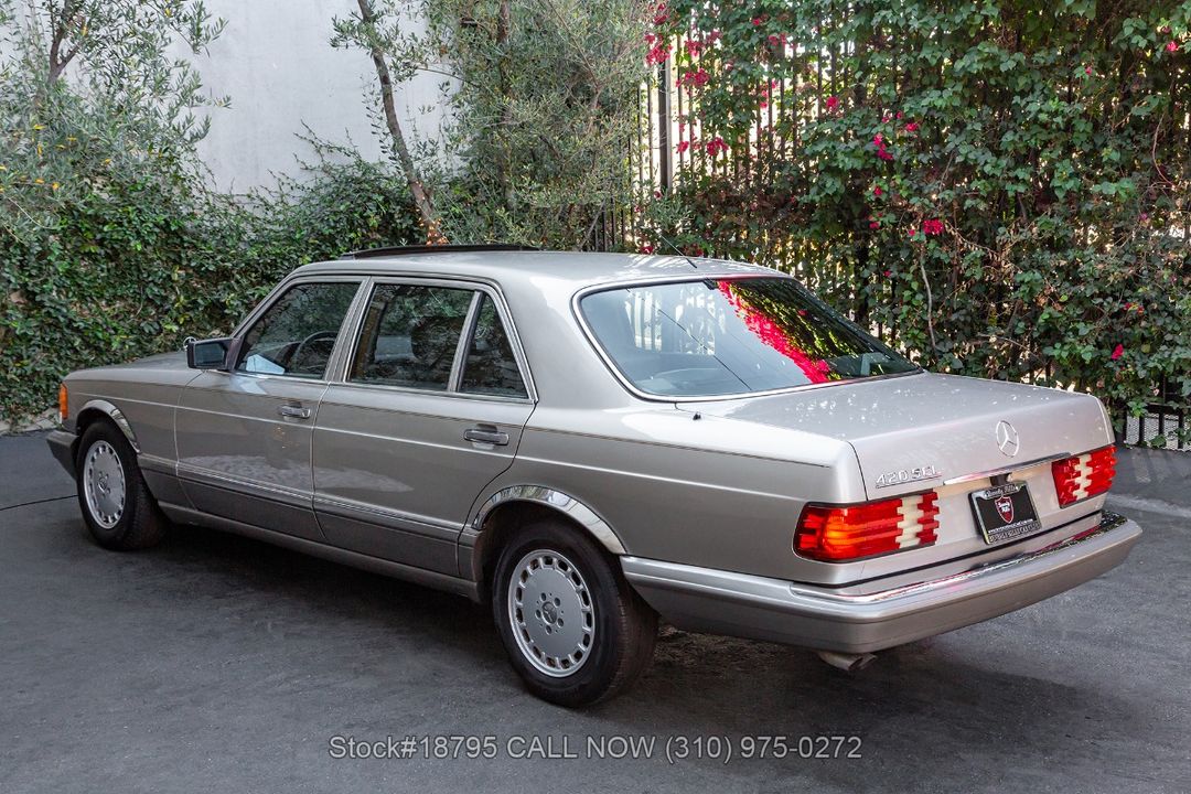 1987 Mercedes-Benz 420SEL