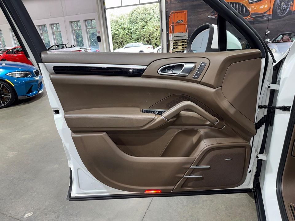 2012 Porsche Cayenne