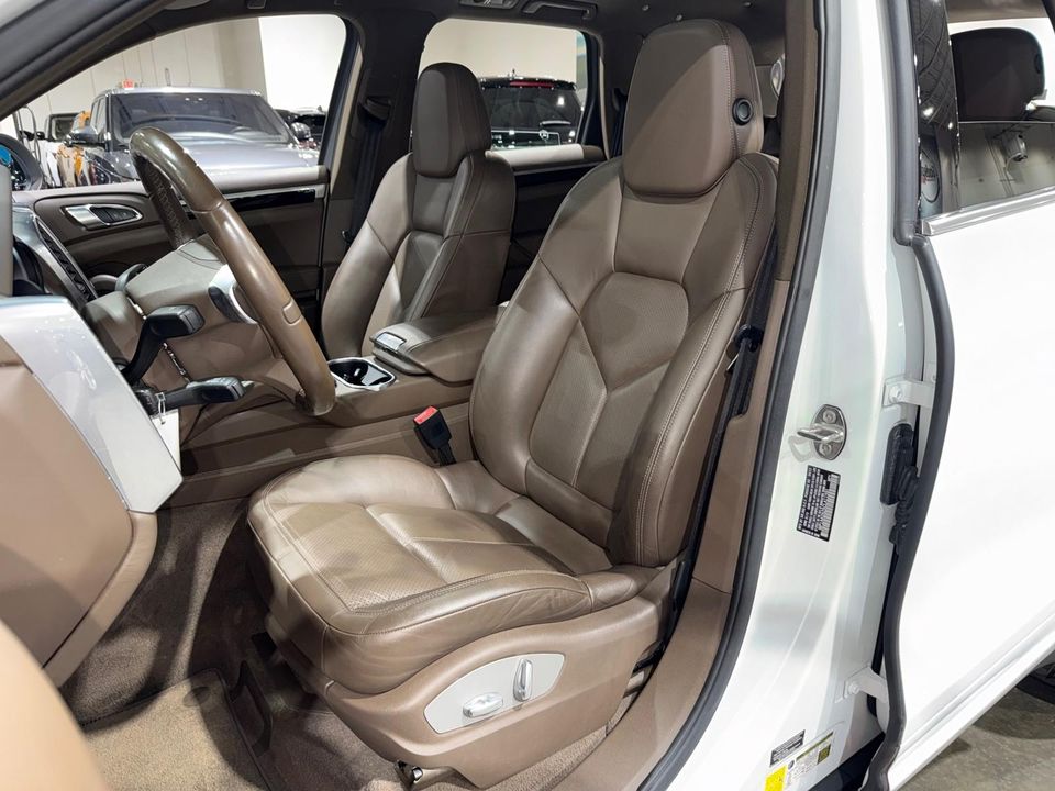 2012 Porsche Cayenne