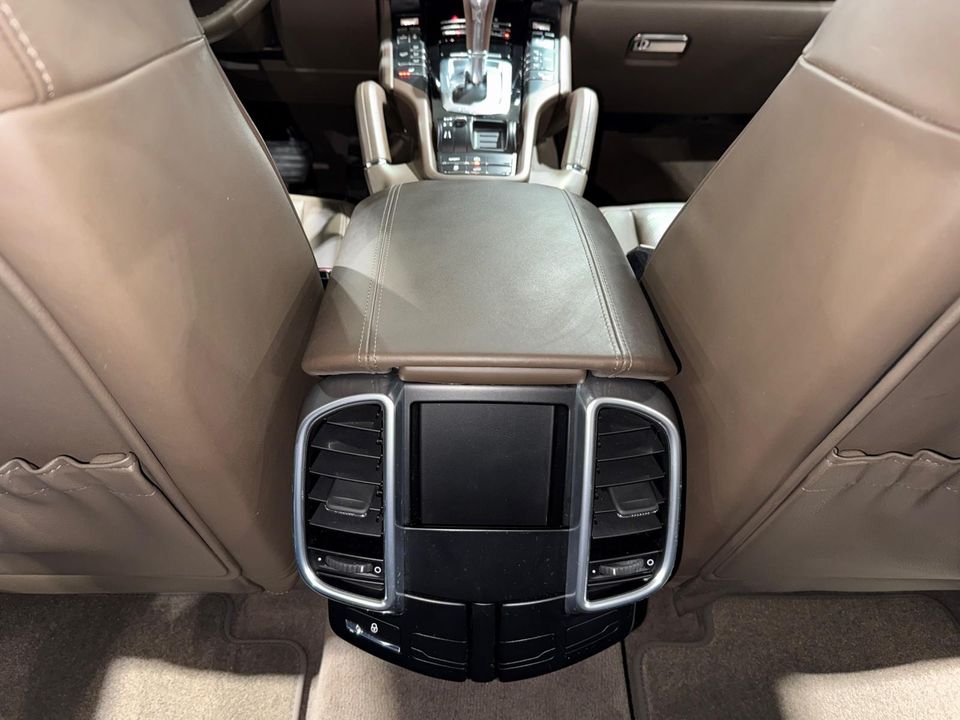 2012 Porsche Cayenne