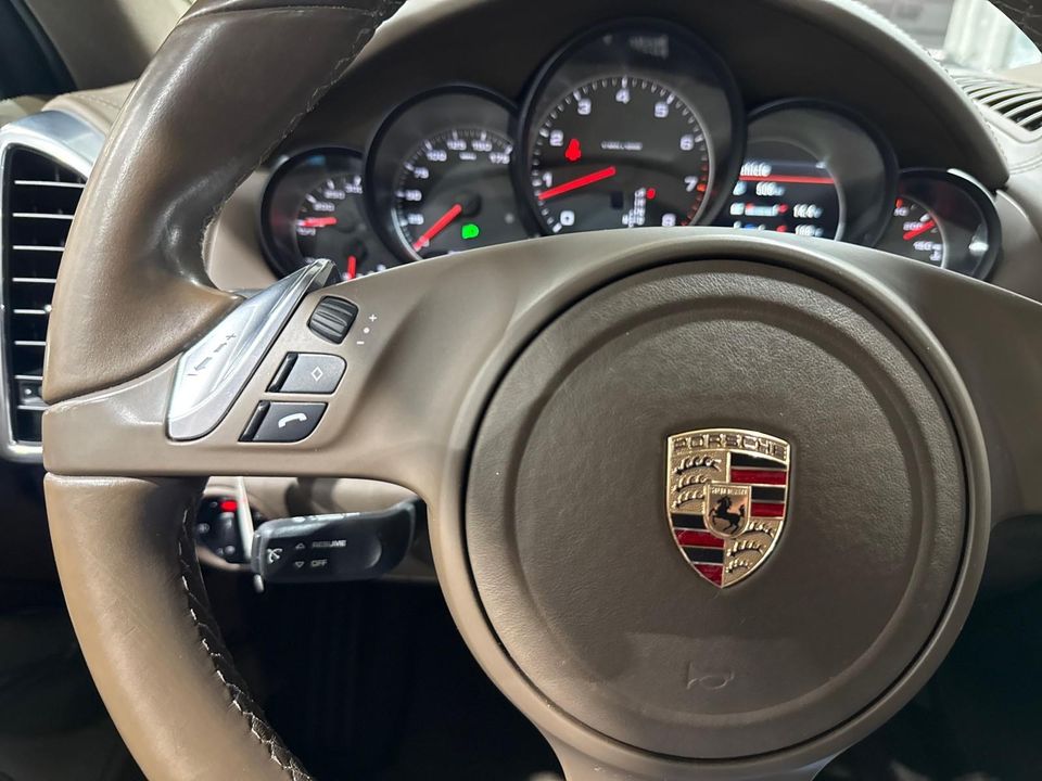 2012 Porsche Cayenne