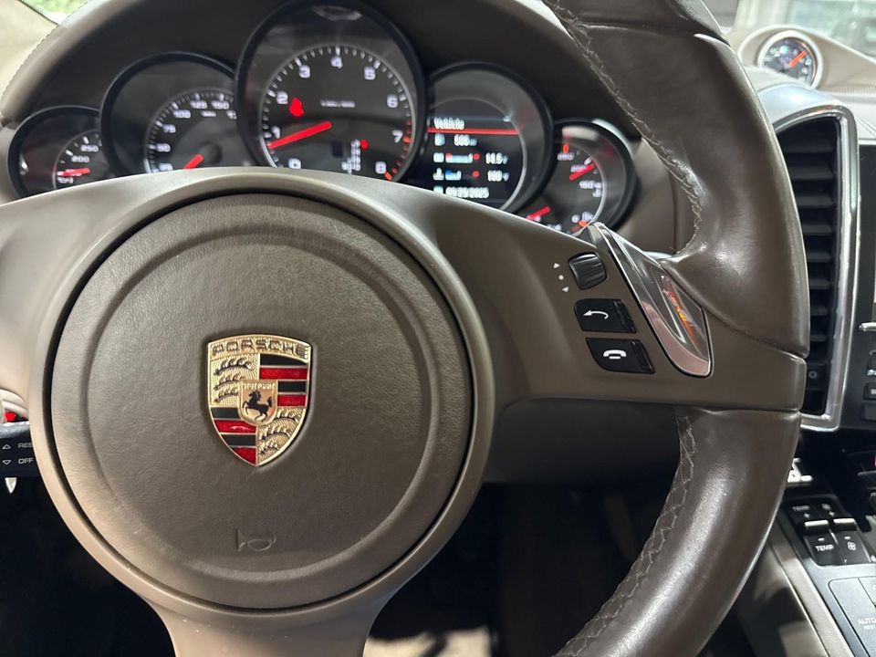 2012 Porsche Cayenne