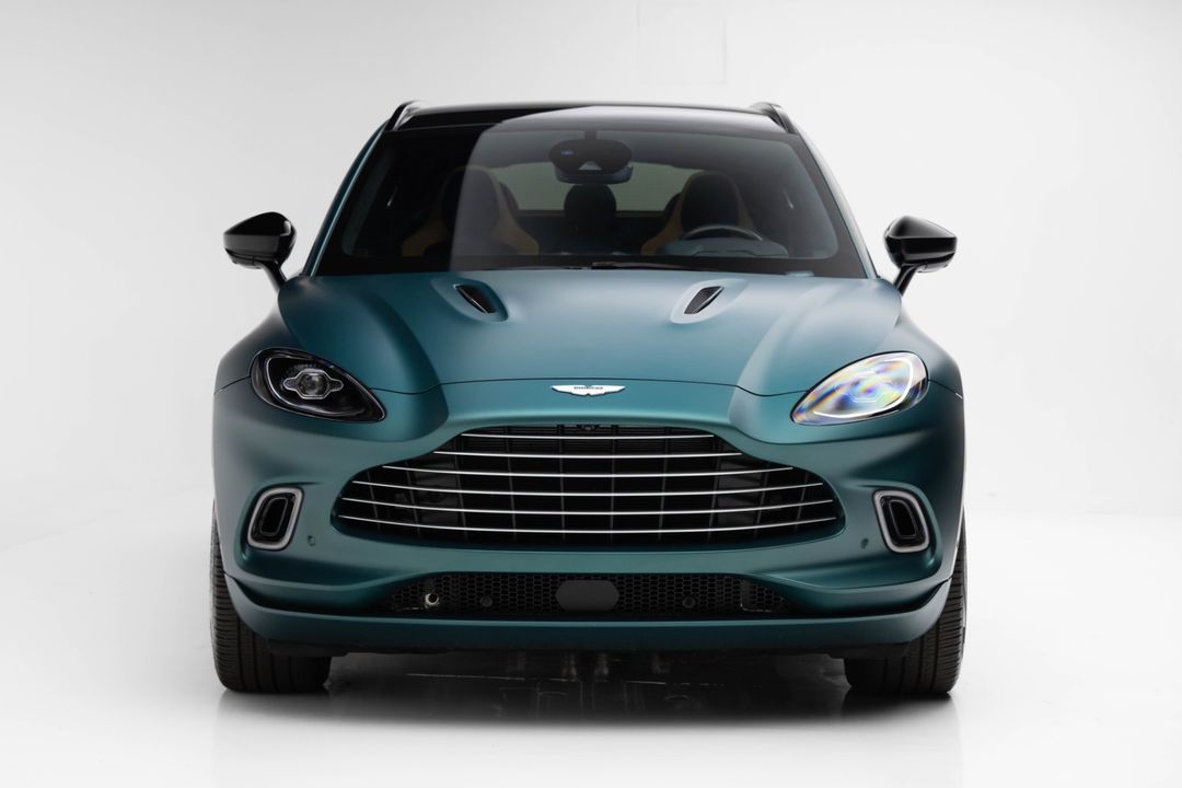 2022 Aston Martin DBX