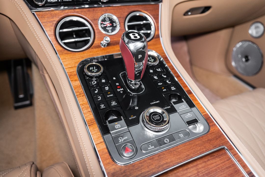 2026 BENTLEY CONTINENTAL GTC AZURE V8